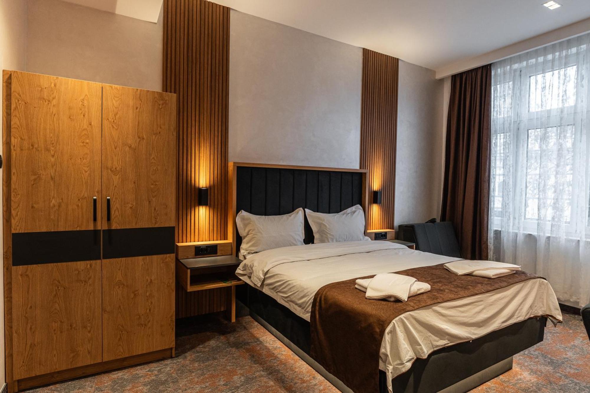 Hotel Astral Šabac Esterno foto